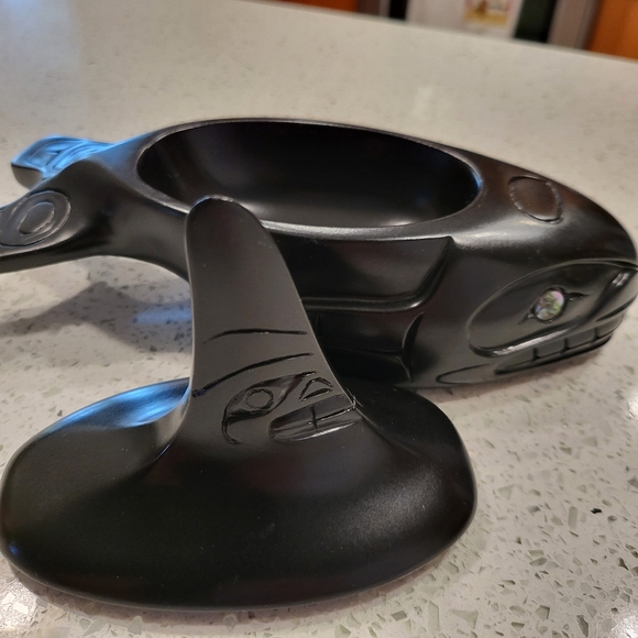 Vintage Pearlite Orca Trinket Box - Picture 4 of 9